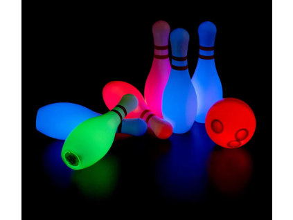Bowling s kuželkami LED