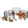 ZooLandia Farmář s křovinořezem  a hnědá kráva s telátkem